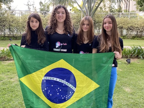 https://www.technovation.org/wp-content/uploads/2023/11/2023-JrFinalist-BionicGirls-100.jpg